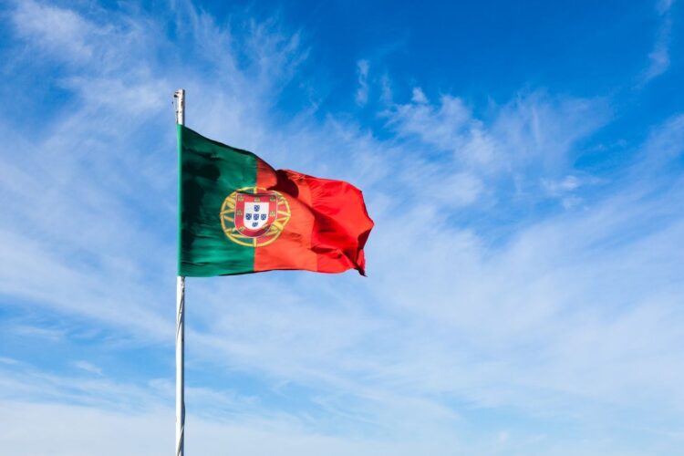 Quais são os 7 castelos da Bandeira Portuguesa?