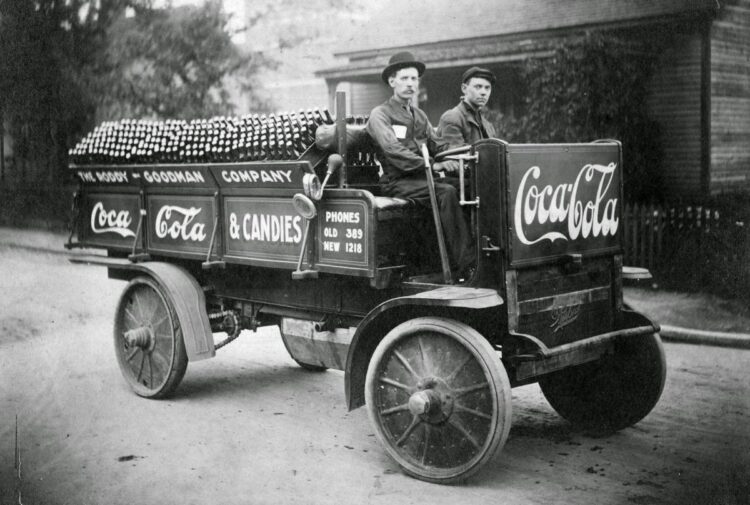 Quando a Coca-Cola tentou derrubar Salazar