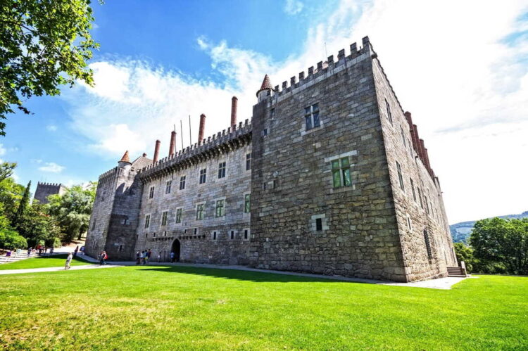 Paço dos Duques de Bragança