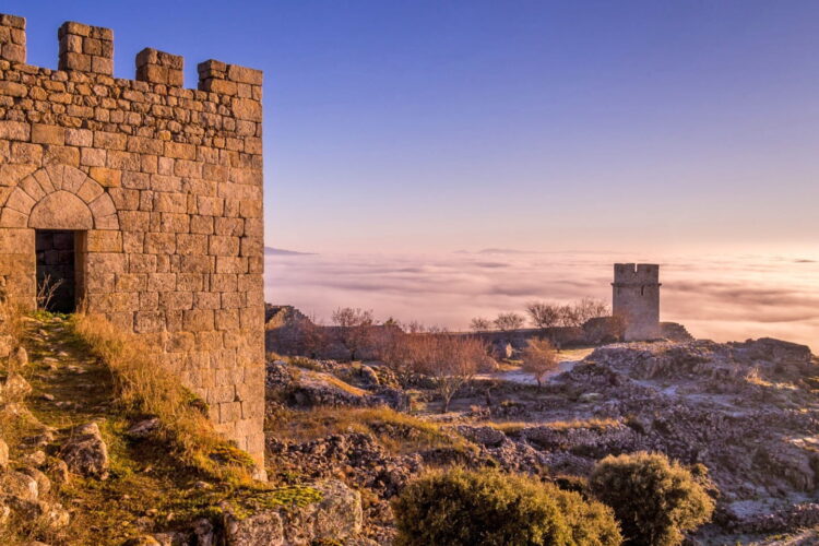 Freixo de Numão: castelos e ruínas romanas para descobrir no Norte de Portugal