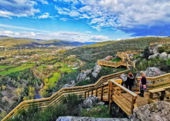 Passadiços do Cerro da Candosa: um percurso deslumbrante para descobrir no Centro de Portugal