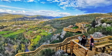 Passadiços do Cerro da Candosa: um percurso deslumbrante para descobrir no Centro de Portugal