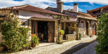 Pia do Urso: um pequeno segredo para descobrir perto de Lisboa