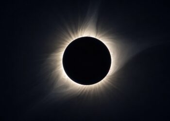 Eclipse solar total em Portugal em agosto de 2026 - o que ver, onde estar e os cuidados essenciais