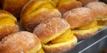 Bola de Berlim: a receita original trazida pelos judeus para Portugal