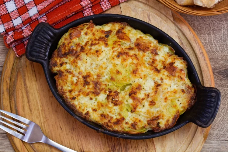 Bacalhau espiritual gratinado no forno: perfeito para reunir a família à mesa