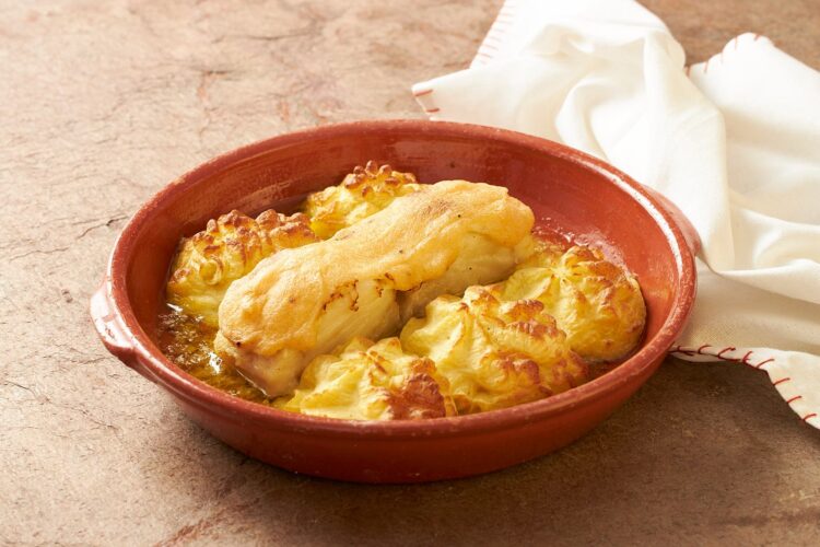 Bacalhau à Zé do Pipo: a receita original com puré e maionese gratinada