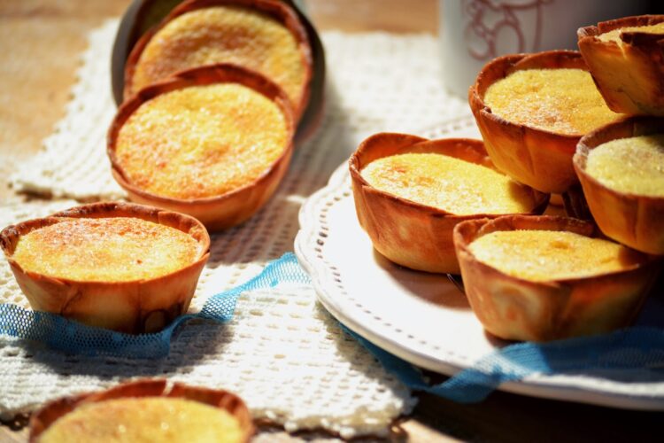 Queijadas de Sintra: a receita tradicional de um doce irresistível