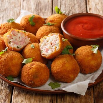 Croquetes de presunto e queijo à espanhola: receita tradicional
