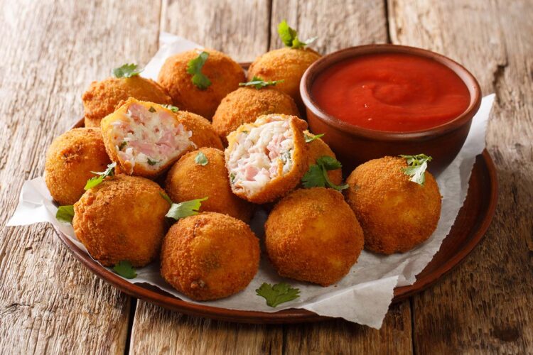 Croquetes de presunto e queijo à espanhola: receita tradicional