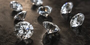 Como se formam os diamantes nas profundezas da Terra
