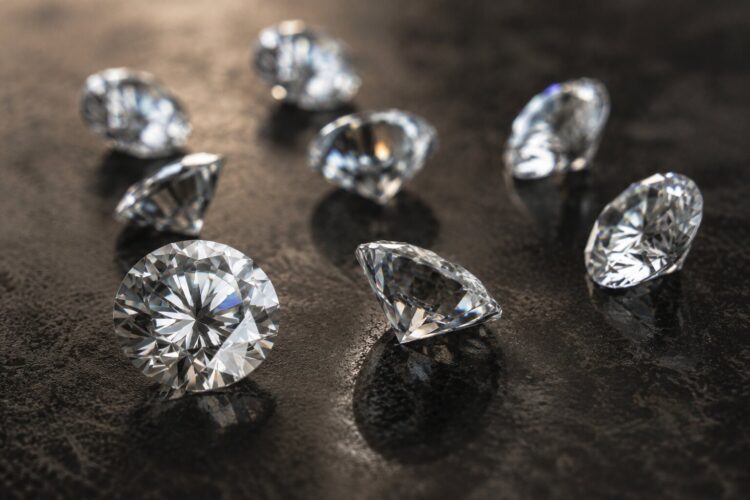 Como se formam os diamantes nas profundezas da Terra