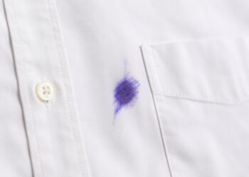 Como remover manchas de caneta e marcador em superfícies e roupa