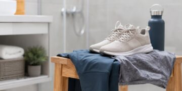 Como remover o cheiro a suor de roupa de ginásio e ténis